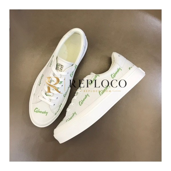 ✨지방시 남성 화이트 스니커즈