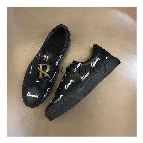 ✨지방시 남성 블랙 스니커즈