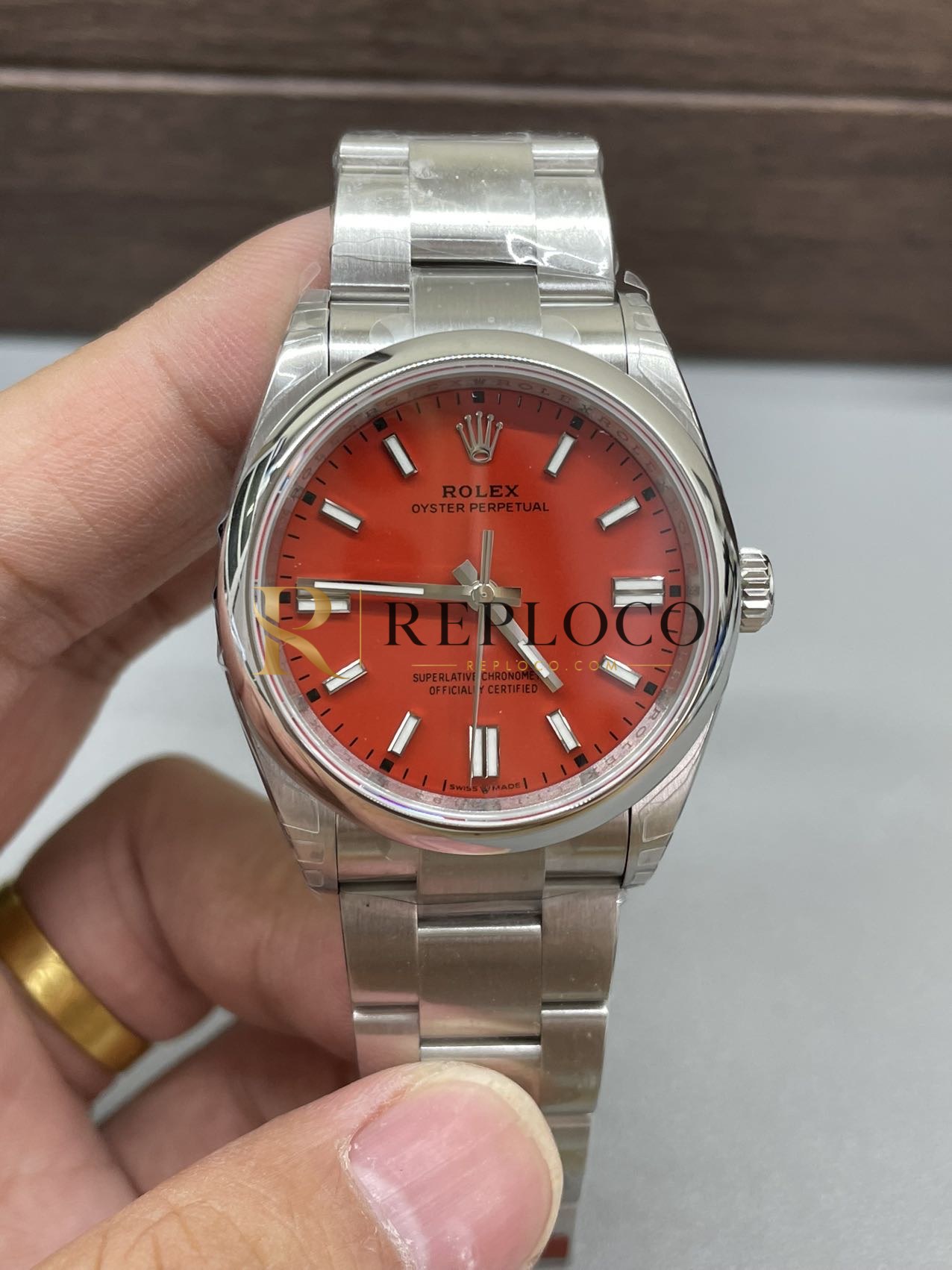 VS 공장 롤렉스 오이스터 퍼페추얼 36mm 126000 코럴 레드 래커 다이얼 스무스 베젤 오이스터 브레이슬릿 1:1 슈퍼클론 DD3230 무브먼트