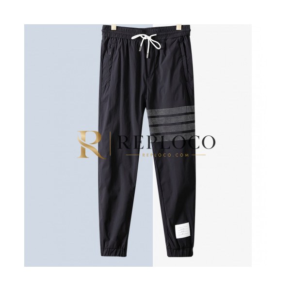 ✨[톰브라운]Thom Browne 2020 Mens Casual Training Pants - 톰브라운 2020 남성 캐쥬얼 트레이닝 팬츠 Tho0853x.Size(m - 3xl).블랙