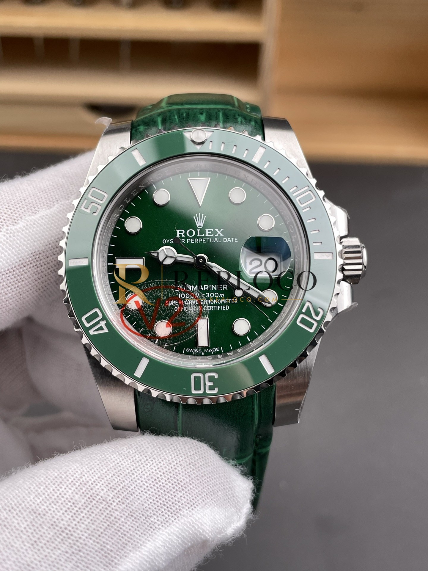 VS 공장 롤렉스 서브마리너 데이트 116610LV “헐크” 커스텀 그린 가죽 스트랩 40mm – VS 공장 1:1 슈퍼클론 DD3135 무브먼트