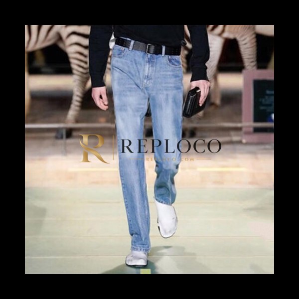 ✨Versace 2018 Mens Medusa Embroidery Slim Fit Denim Pants - 베르사체 남성 메두사 자수 슬림핏 데님 팬츠 Ver0178x.Size(28 - 38).블루