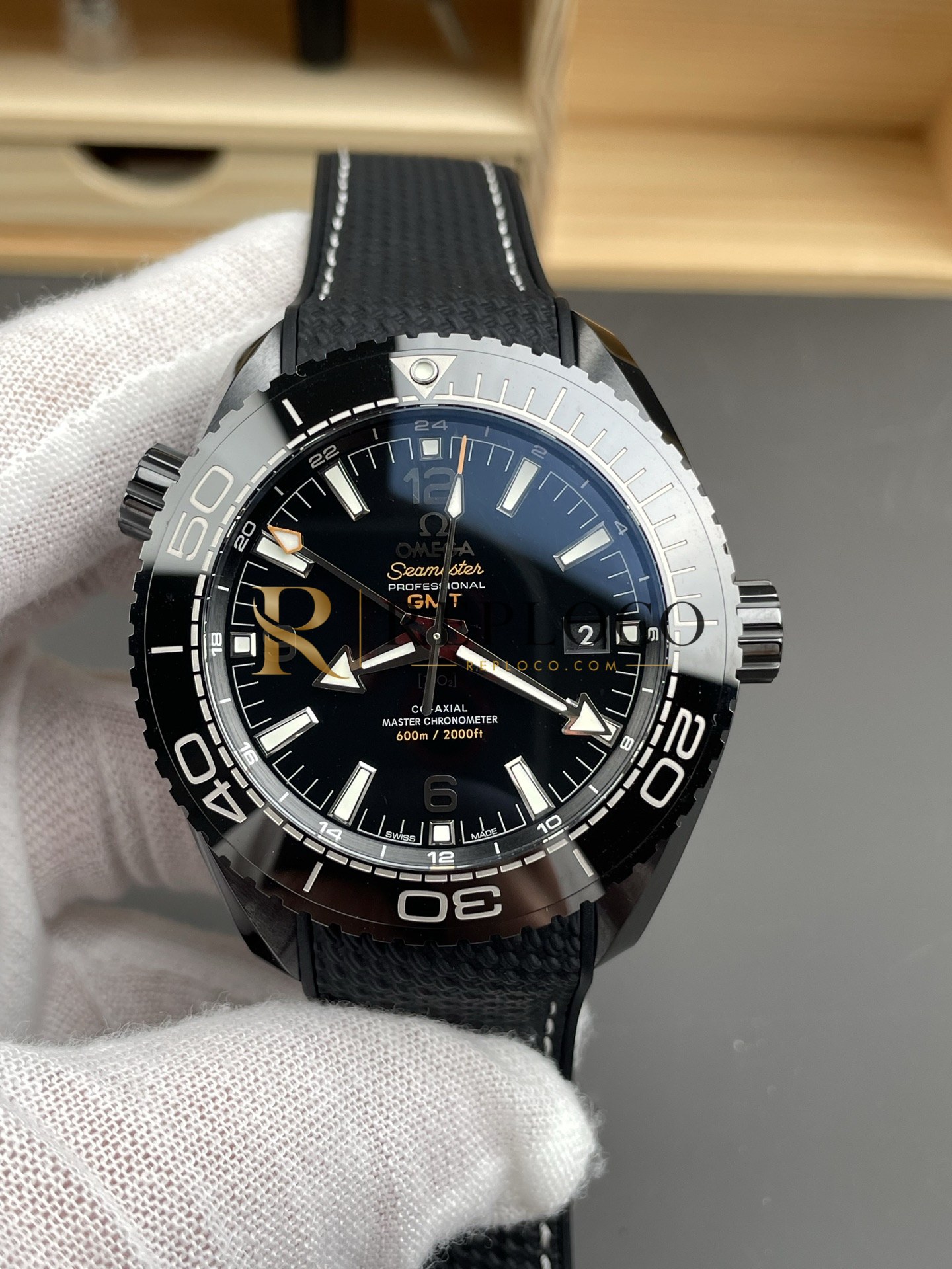 VS 공장 오메가 씨마스터 플래닛 오션 600M GMT 45.5mm 딥 블랙 (215.92.46.22.01.001) 1:1 슈퍼클론 단동 DD8906 무브먼트
