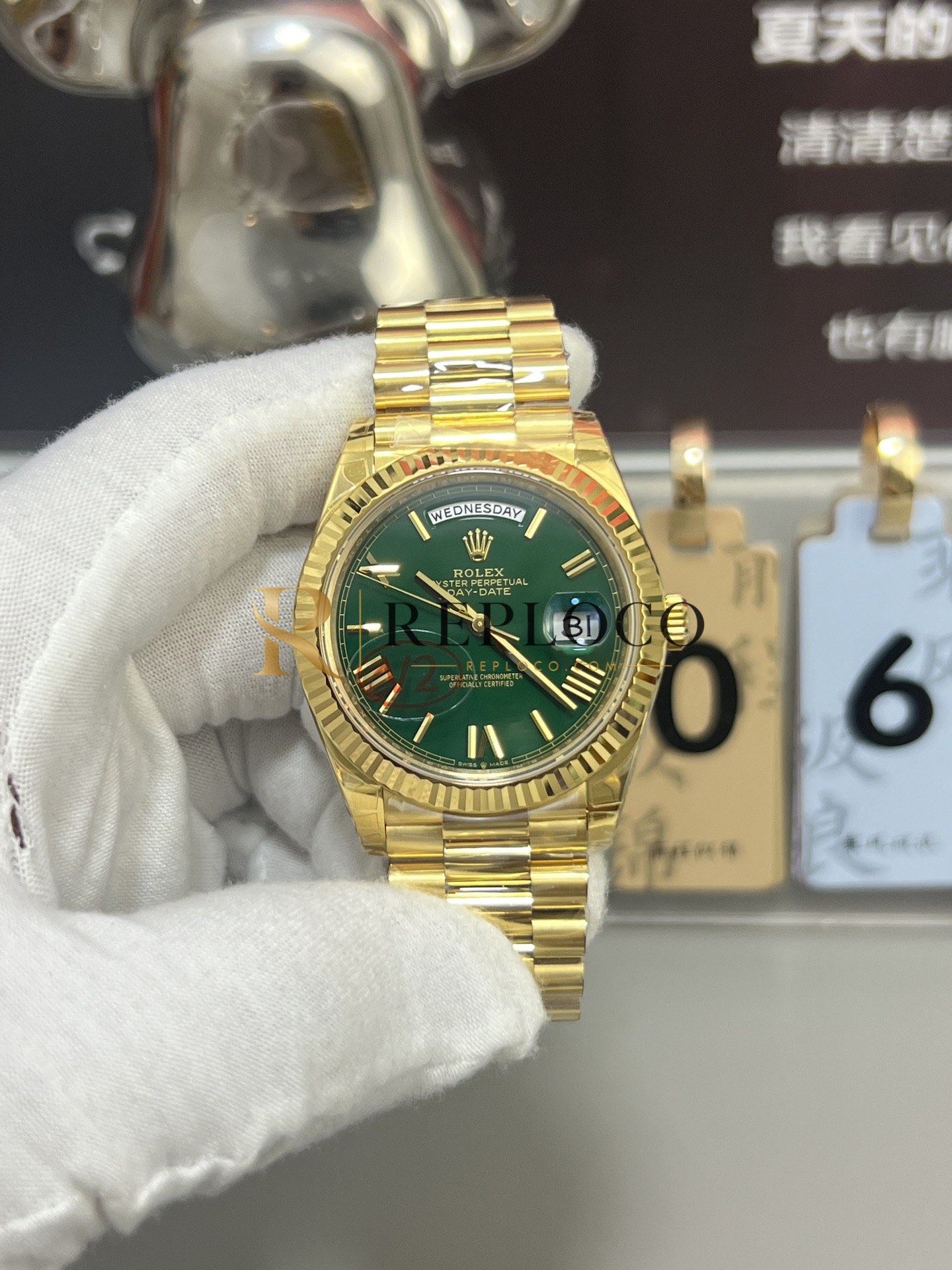 VS 공장 V2 롤렉스 데이데이트 40mm 228238 옐로우 골드 그린 선버스트 로만 다이얼 플루티드 베젤 프레지던트 브레이슬릿 1:1 슈퍼클론 DD3255 무브먼트
