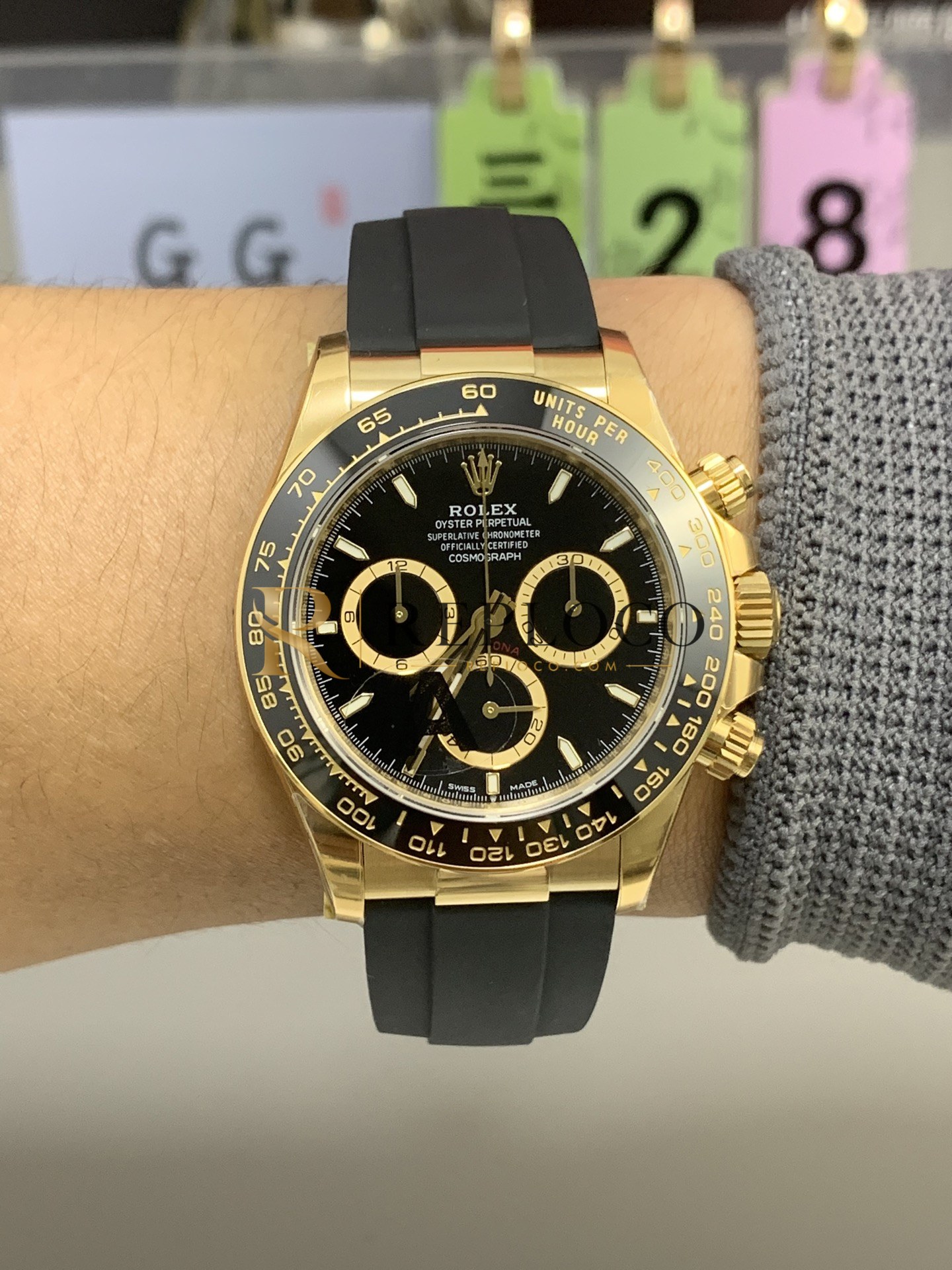 VS 공장 롤렉스 코스모그래프 데이토나 40mm 126518LN 블랙 판다 다이얼 옐로우 골드 러버 스트랩 1:1 슈퍼클론 DD4131 무브먼트 - 이미지 10