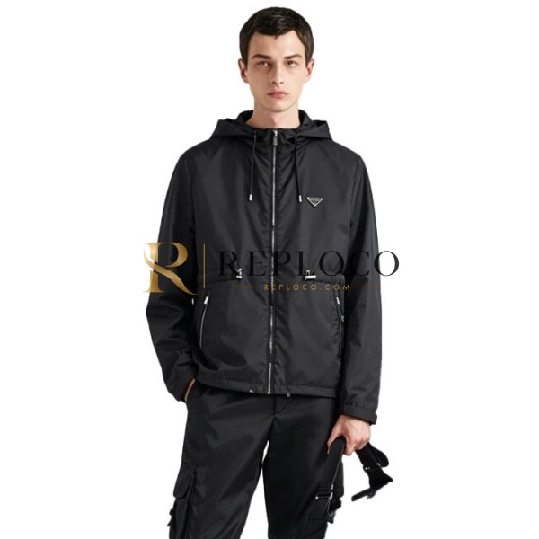 ✨프라다 남성 다운 재킷