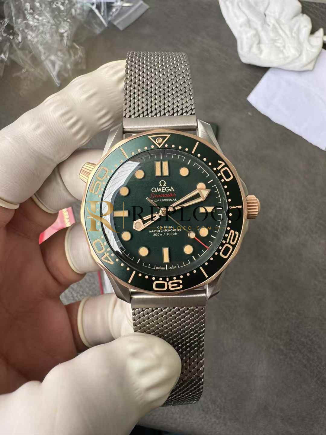 VS 공장 오메가 씨마스터 다이버 300M 42mm 그린 티타늄 브론즈 골드 210.90.42.20.10.001 1:1 슈퍼클론 단동 DD8806 무브먼트