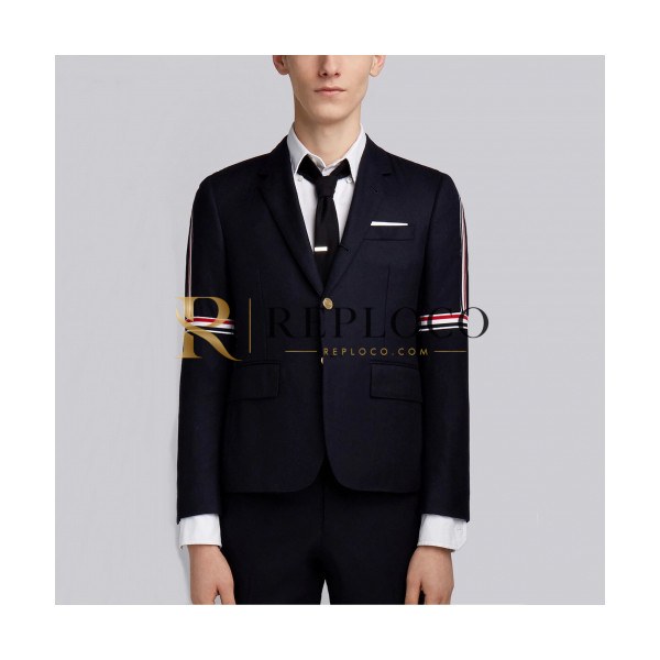 ✨Thom Browne 2019 Mens Casual Classic Coat - 톰브라운 2019 남성 캐쥬얼 클래식 코트 Thom0231x.Size(m - 2xl).블랙