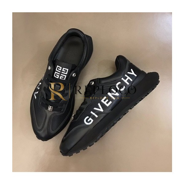 ✨지방시 남성 이니셜 블랙 스니커즈