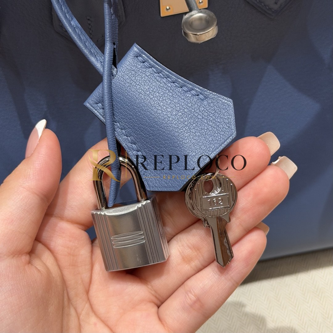 올수공 에르메스 버킨 25 Blue Brighton 스위프트 가죽 팔라듐 하드웨어 상세 이미지 15
